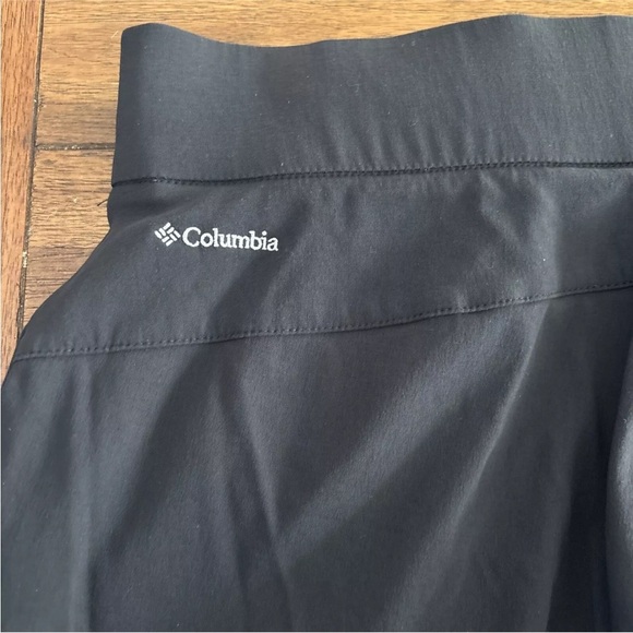 Columbia Omni-Shield Black Pull On Active Capri Pants Sz S Advanced Repellency - Picture 7 of 10